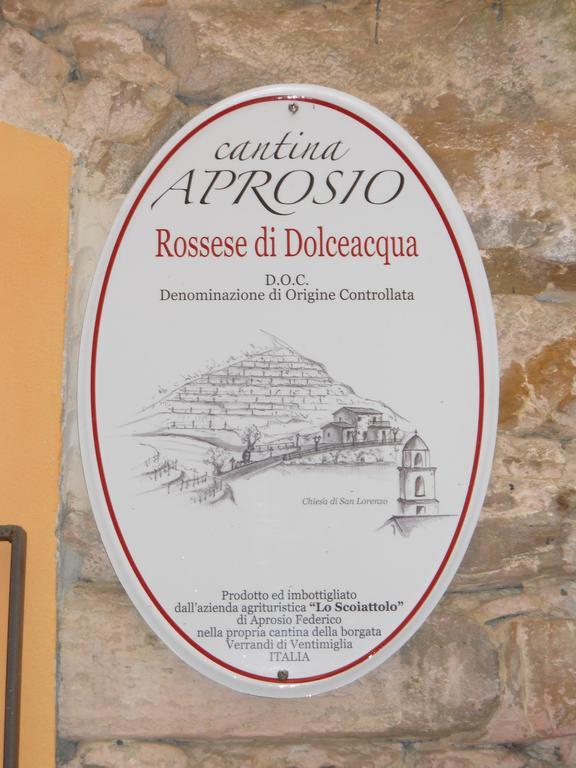 Lo Scoiattolo Villa Ventimiglia Luaran gambar